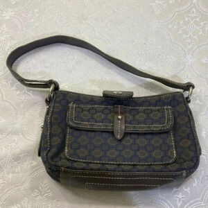 Nine West mini bag   Size small
